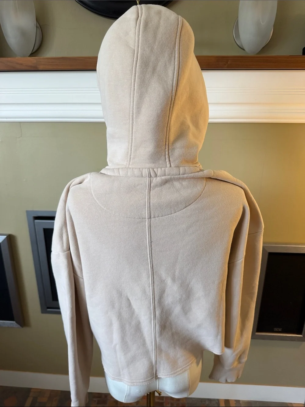 Municipal Logo Crop Hoodie - Cream_6